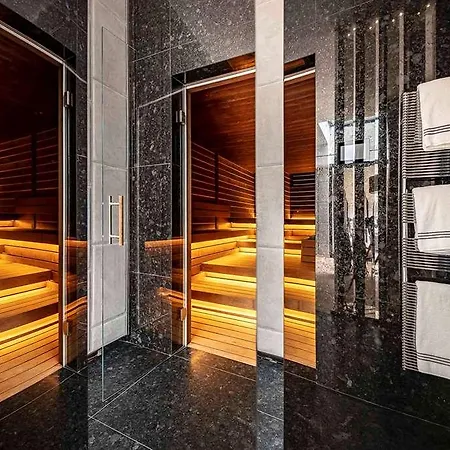 Ultima Geneve Hotel