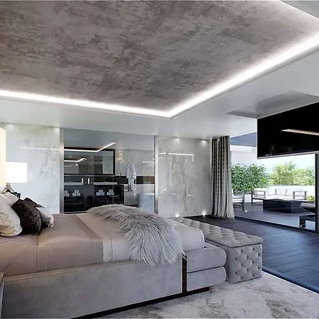 Ultima Geneve Hotel